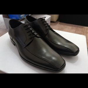 Hugo Boss Laced Leather Dressed Shoes